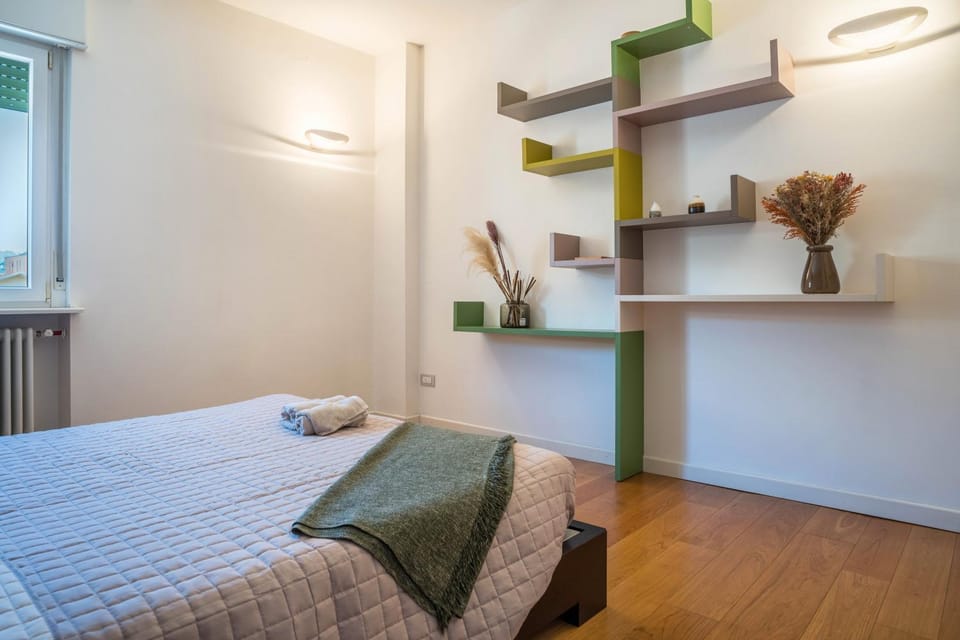 Living room, Bedroom