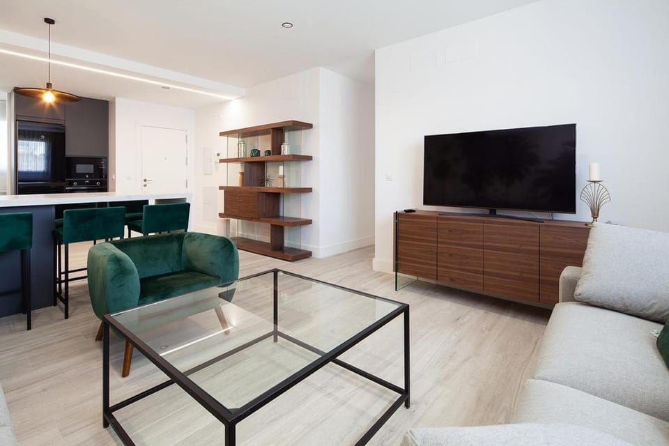 Espectacular piso en Nervión Apartment in Seville