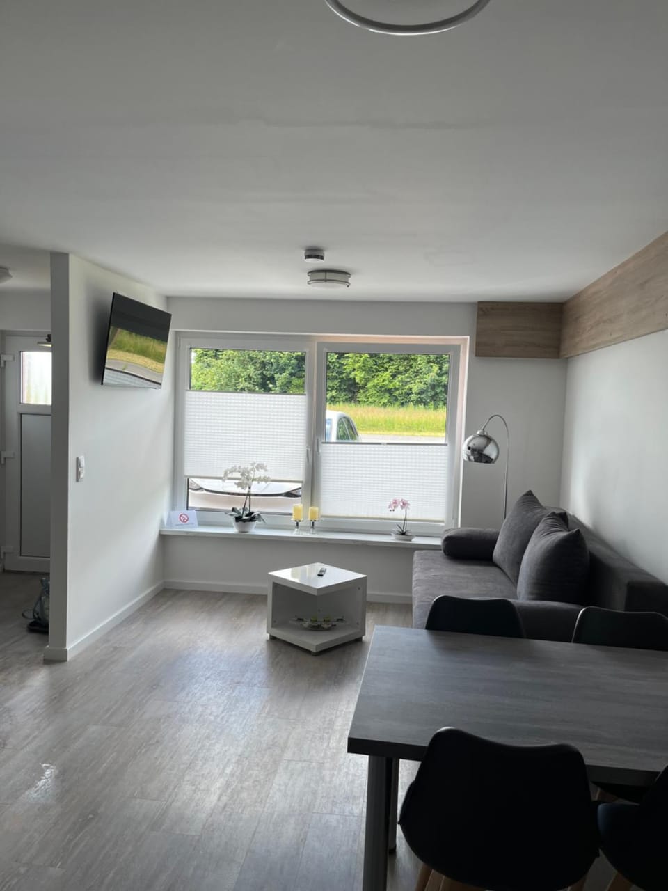 TV and multimedia, Seating area