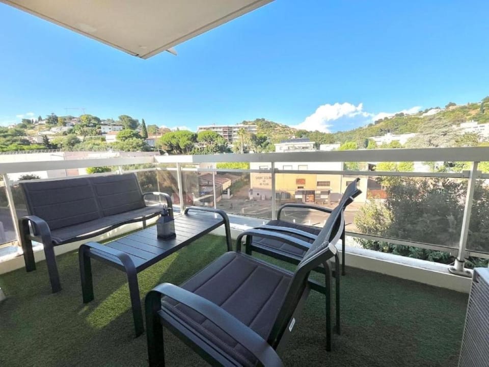 Patio, Balcony/Terrace