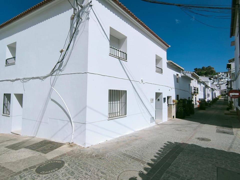 Quiet street view