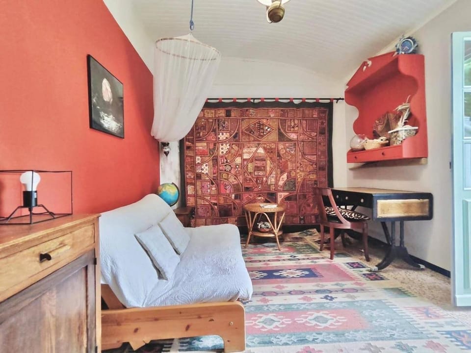 La Maisonette Cambon, Charme en Camargue Country House in Saintes-Maries-de-la-Mer
