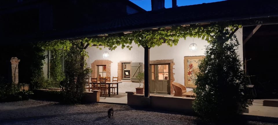 Patio, Lobby or reception, Evening entertainment