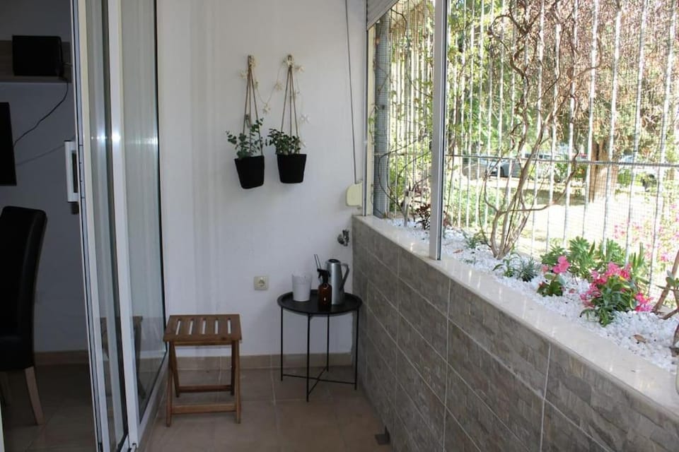 Spring, Day, Garden, Balcony/Terrace, Garden view