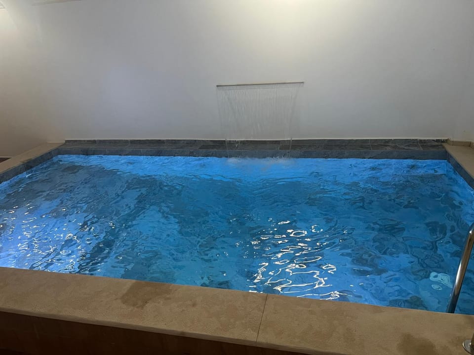Appartement CapoNegro Piscine et terrasse au calme La mer est à 5 min en voiture Apartment in Tangier-Tétouan-Al Hoceima