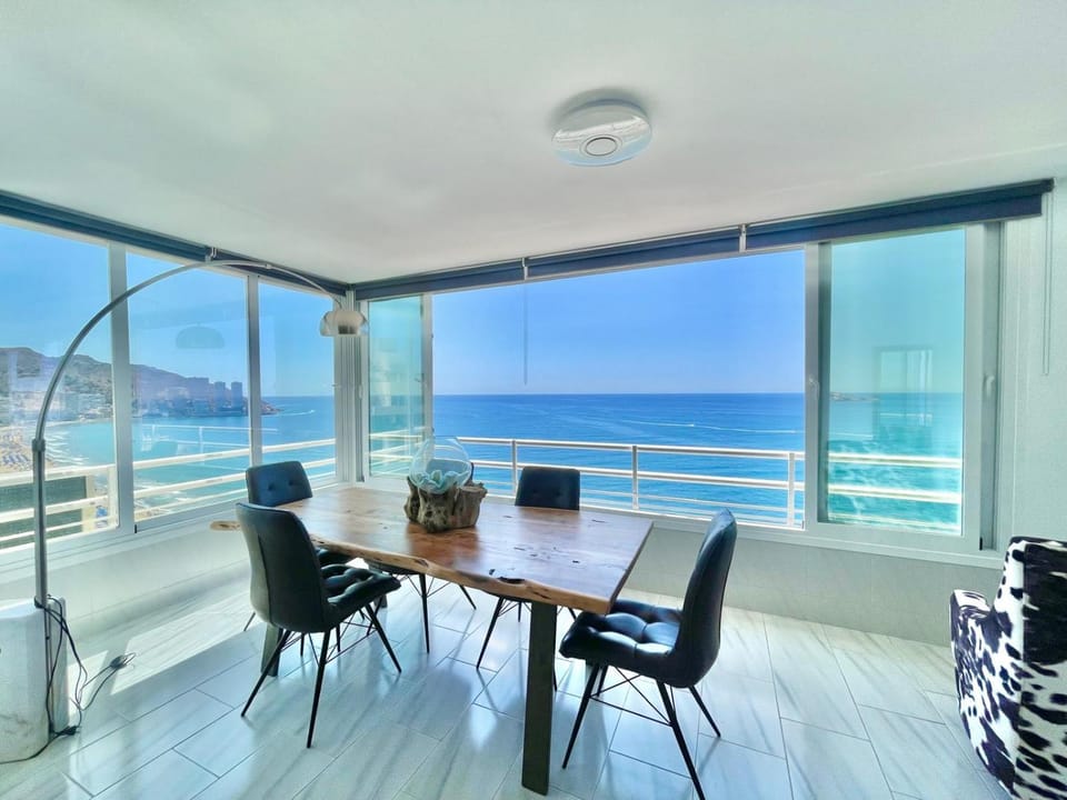 Torre Coblanca Seafront Apartment Apartment in Benidorm