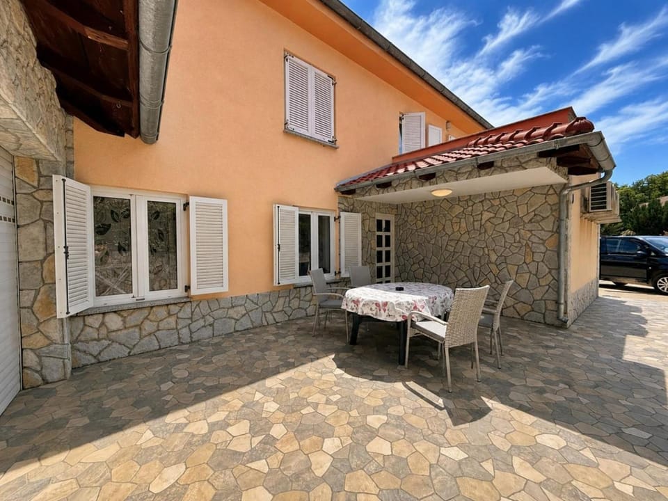 Balcony/Terrace, Seating area