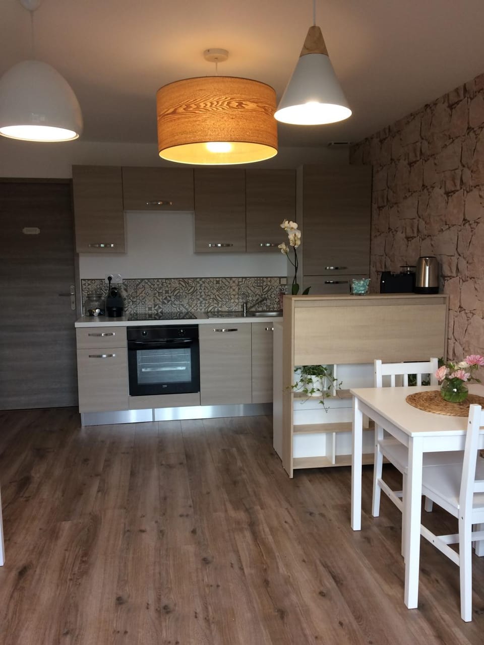 Property building, Kitchen or kitchenette, Living room