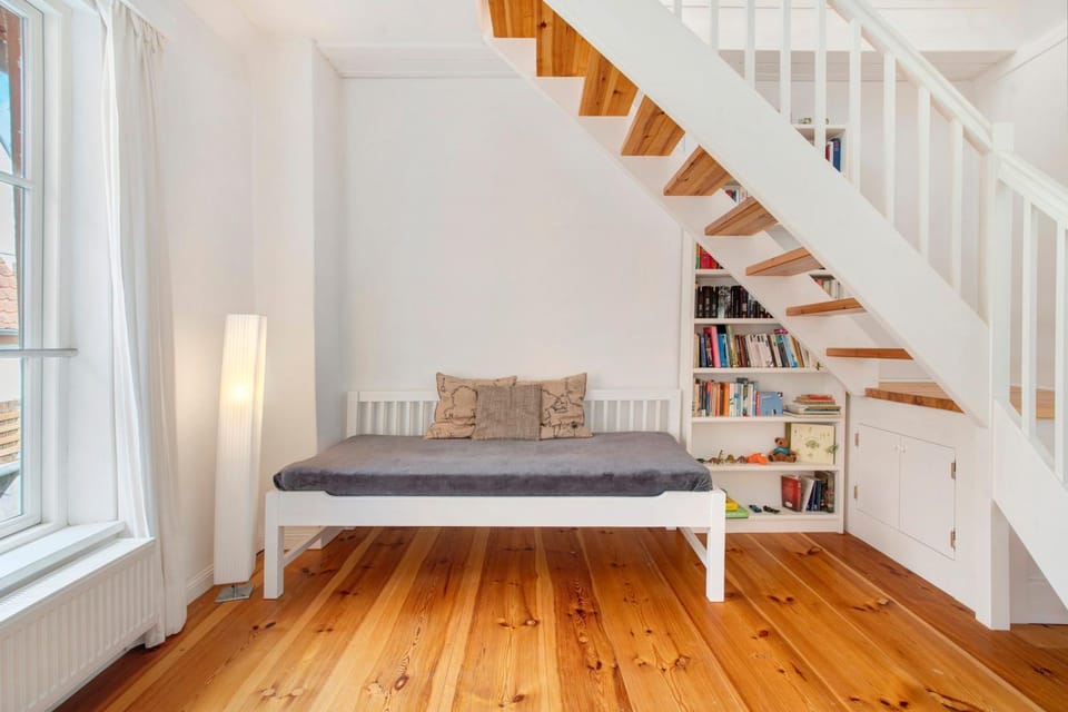 Property building, Living room