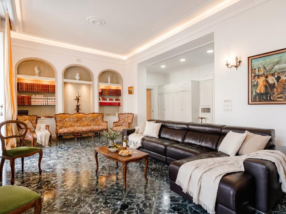 The one - Luxury Seaview with Piano Apartment in Bari