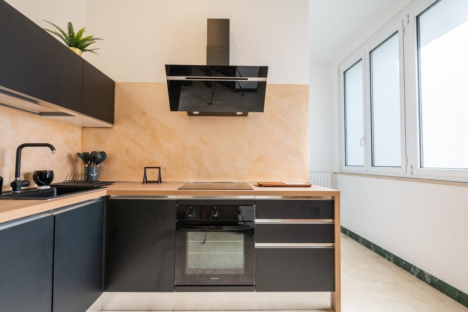 The one - Luxury Seaview with Piano Apartment in Bari