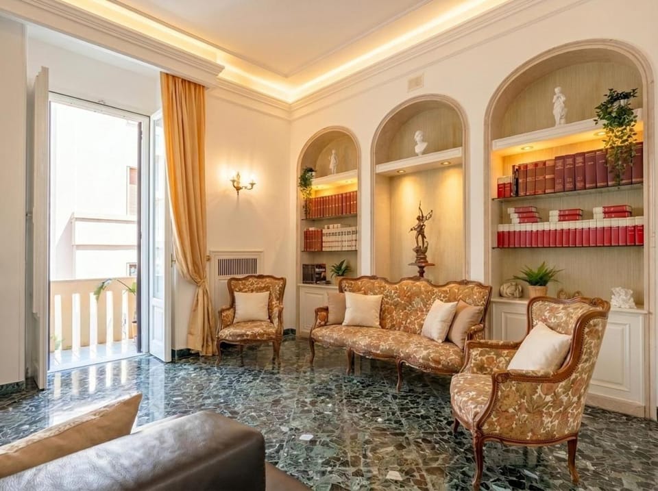 The one - Luxury Seaview with Piano Apartment in Bari