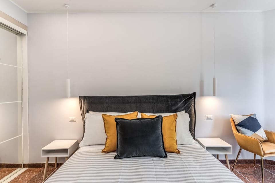 Bed, Decorative detail, Bedroom