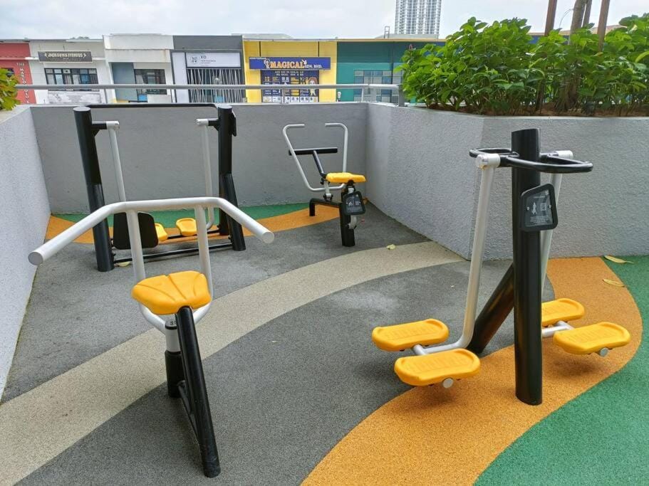Day, Children play ground