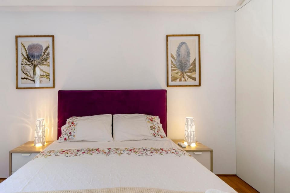 Living room, Bedroom