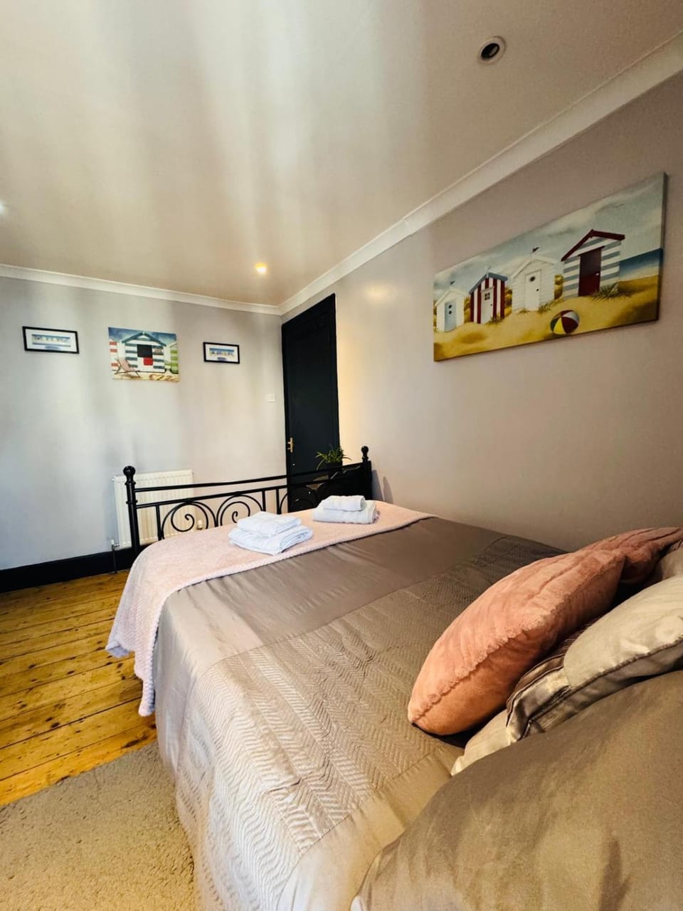 Double Room - Folkestone Harbour Vacation rental in Folkestone