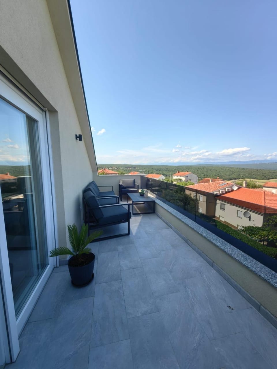 Patio, Natural landscape, View (from property/room), Balcony/Terrace, Seating area, Mountain view