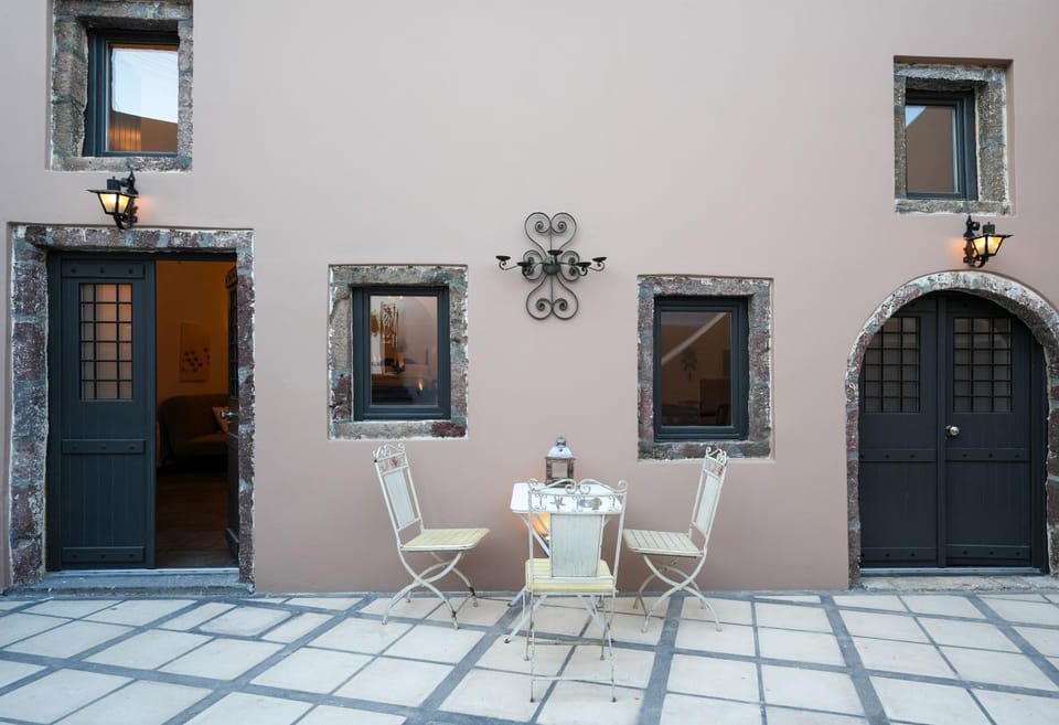 Inner courtyard view