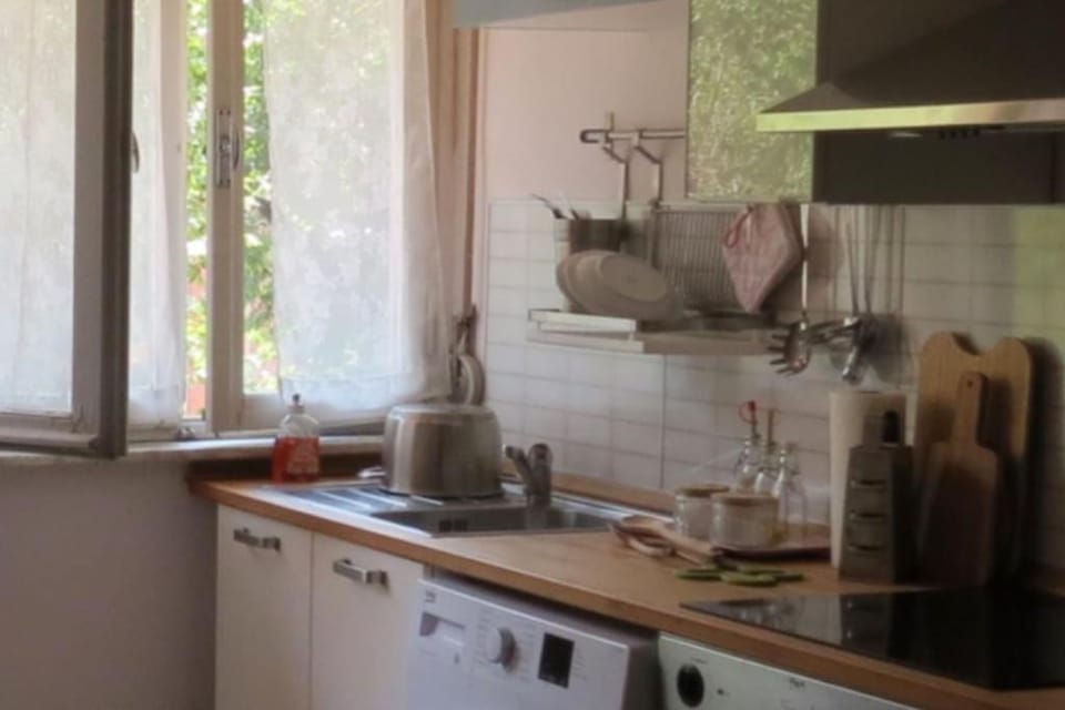 Gigia's home, on the green of the trees Apartment in Milan