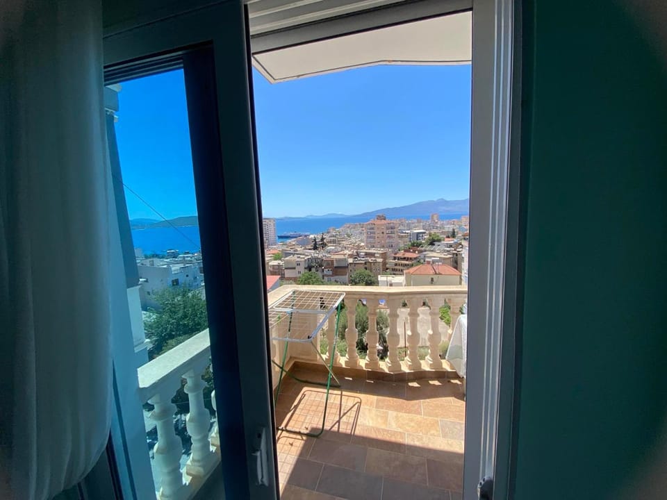 Day, Sea view