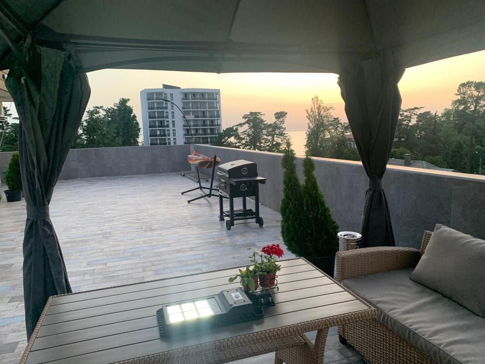 Penthouse Sea Breeze Apartment in Adjara, Georgia