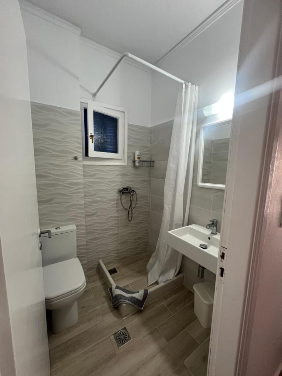 Amfitriti Hotel in Decentralized Administration of the Aegean