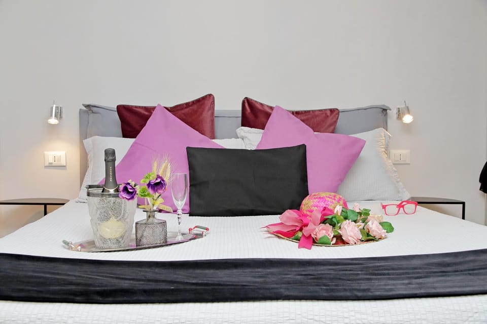 Toilet, Bed, Bedroom