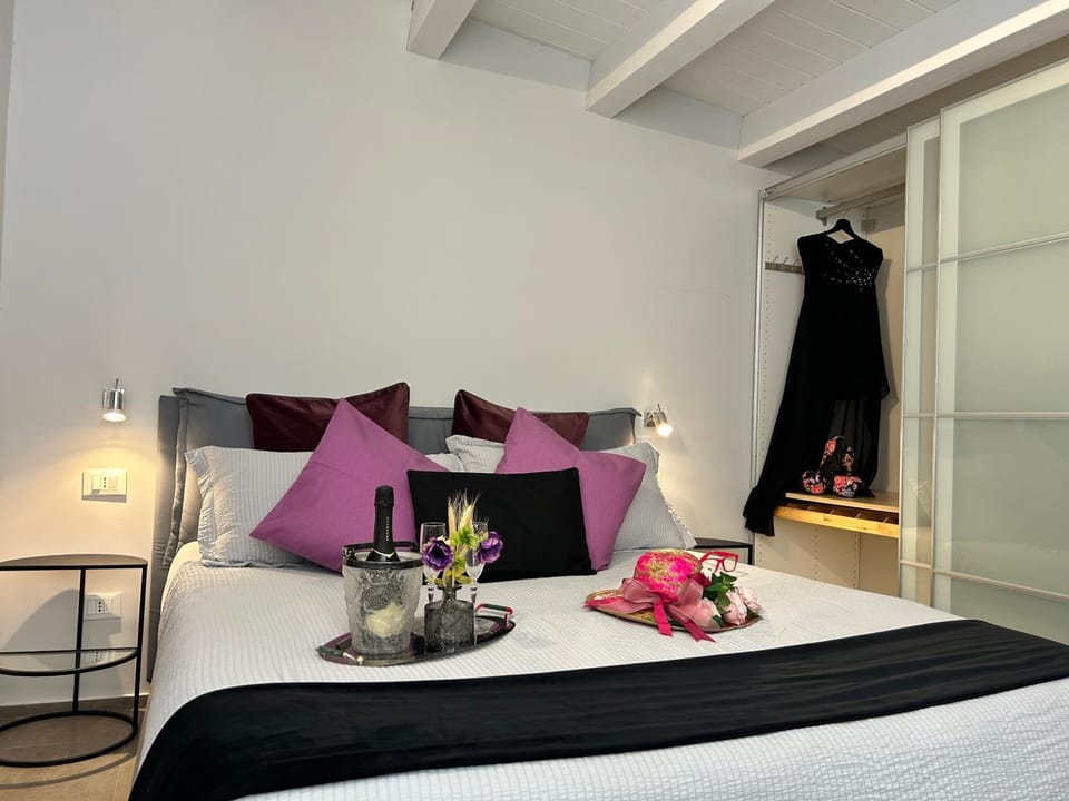 Bed, Bedroom, wardrobe