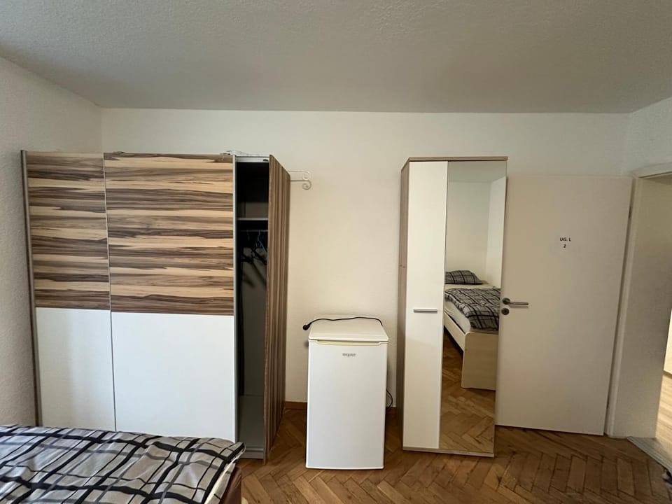 Montör und Studentenzimmer Bett Vermietung UG1 Apartment in Baden-Württemberg
