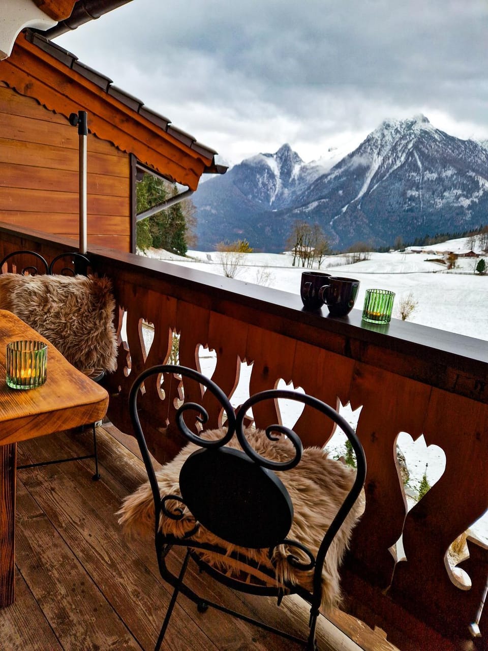View (from property/room), Balcony/Terrace, Mountain view