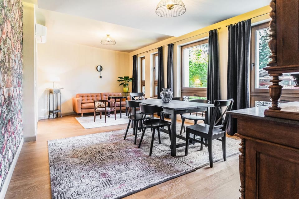 Communal lounge/ TV room, Internal: Not applicable to any particular room