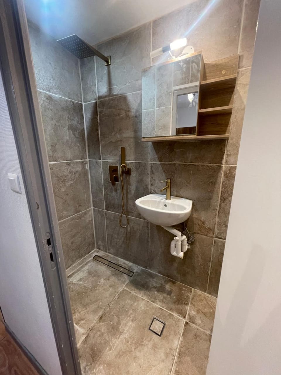 STRASBOURG petit cocon emplacement idéal centre ville, place de pierre RDC 25M2 Apartment in Strasbourg