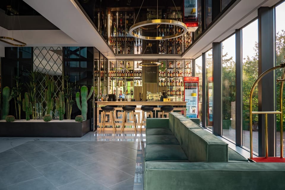 Lounge or bar