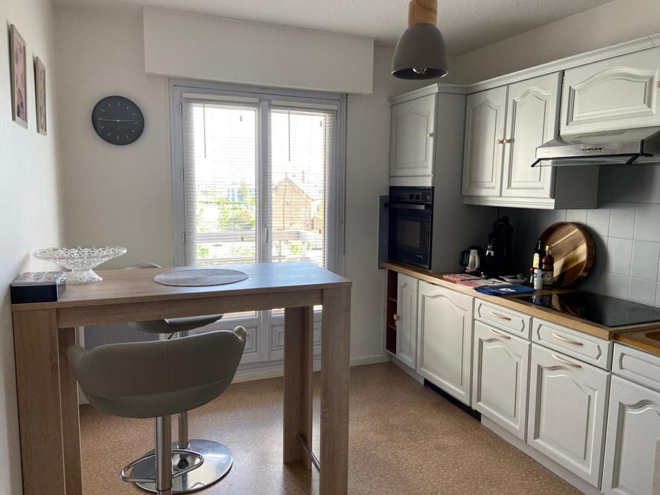 Joli appartement proche gare Apartment in Grand Est