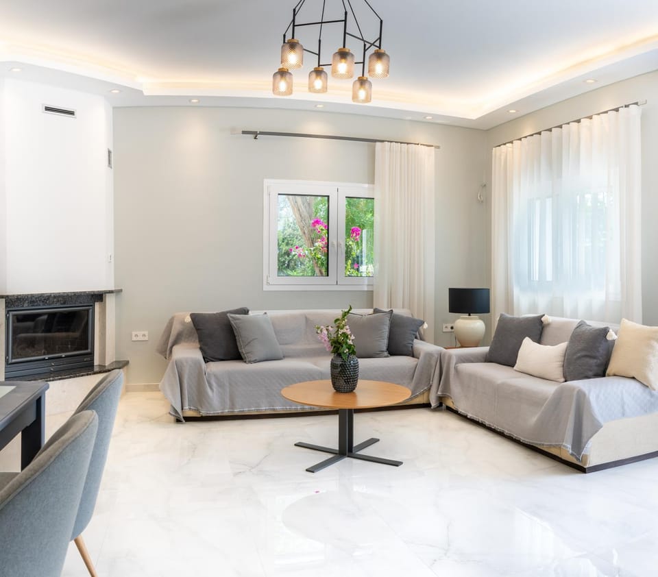 Living room, Seating area