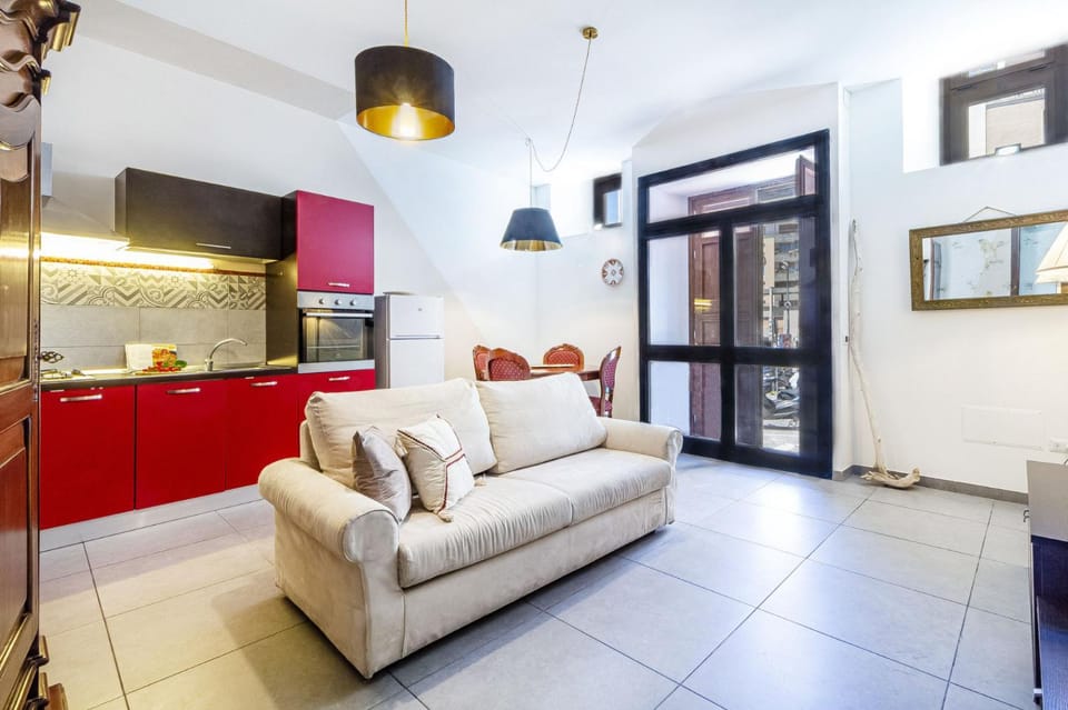 Santa Chiara Apartment - Self Check-in H24 - Wi-Fi veloce - Vicino al centro Apartment in Sassari