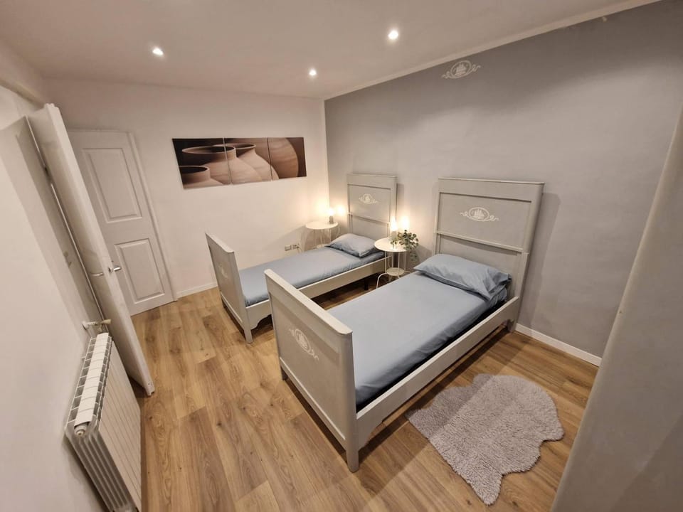 Country Blue Apartment in Trieste