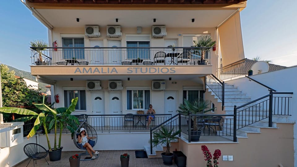 Property building, Balcony/Terrace