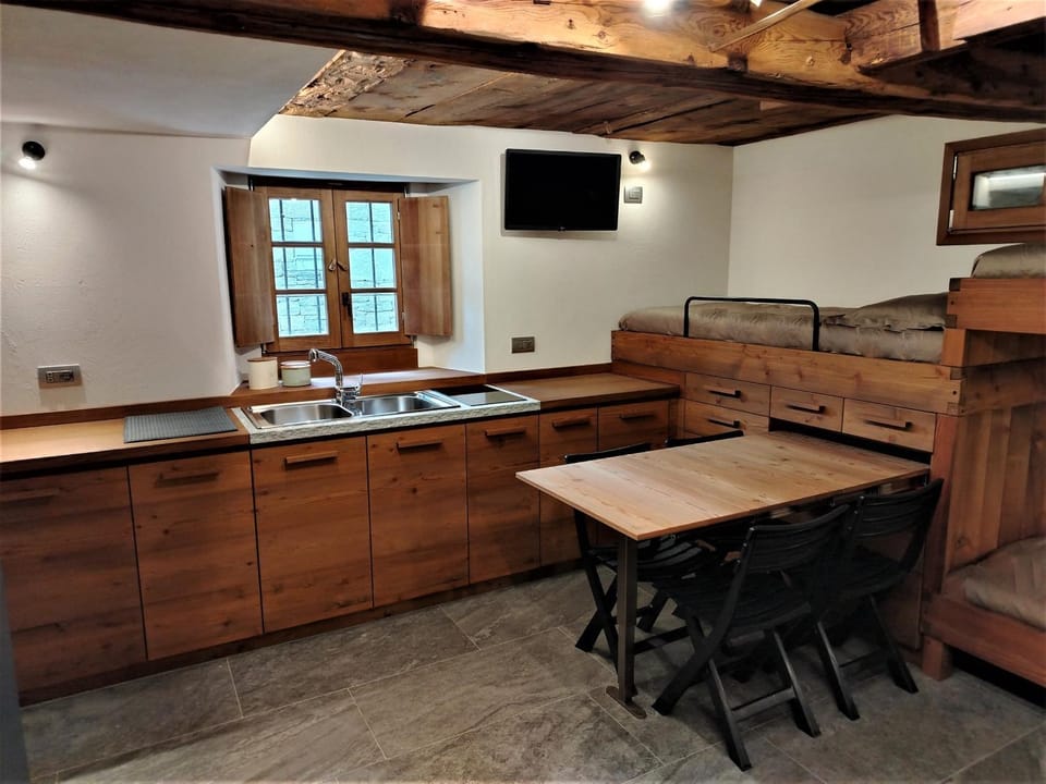 Casa Vacanza Ai Ponti Apartment in Canton of Valais