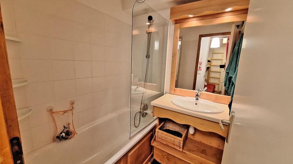 Shower, Toilet, Bathroom, kitchen