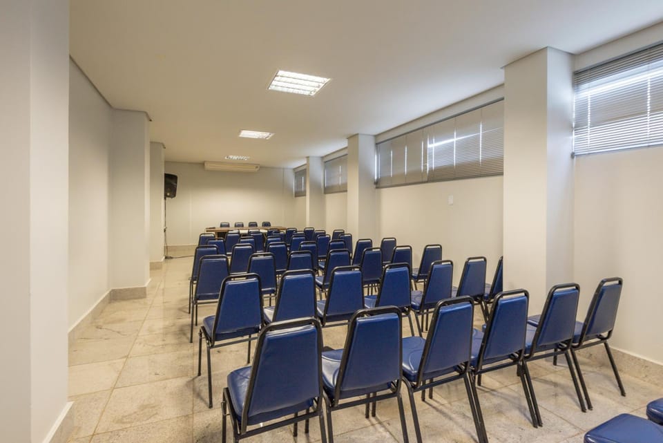 Meeting/conference room