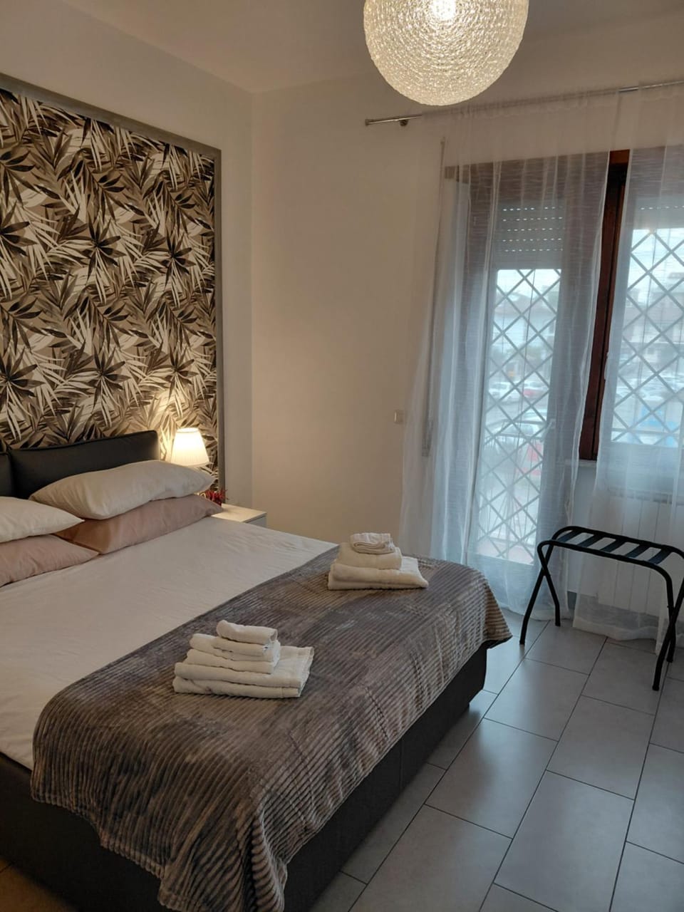 My Place Apartment - Ciampino Airport- Free Private Parking Apartment in Rome