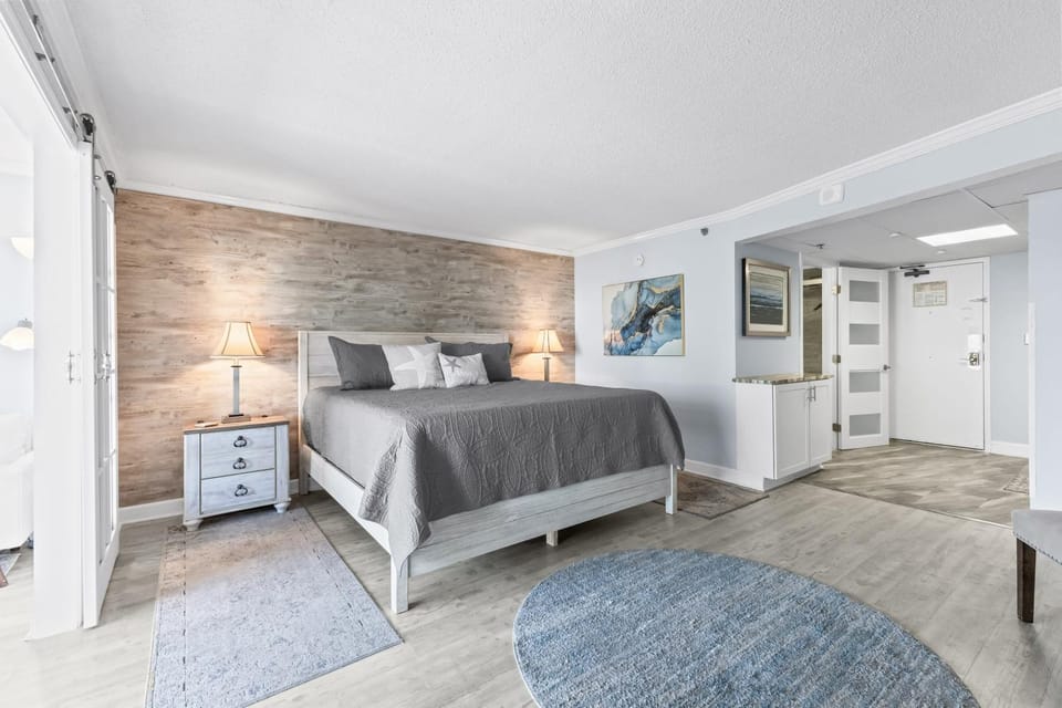 New Oceanview Suite - Caravelle 504 House in Myrtle Beach