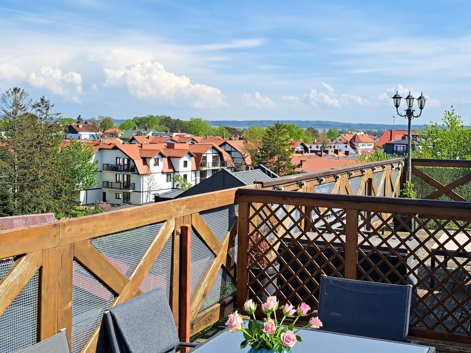 Natural landscape, View (from property/room), Balcony/Terrace, Balcony/Terrace, City view, Lake view