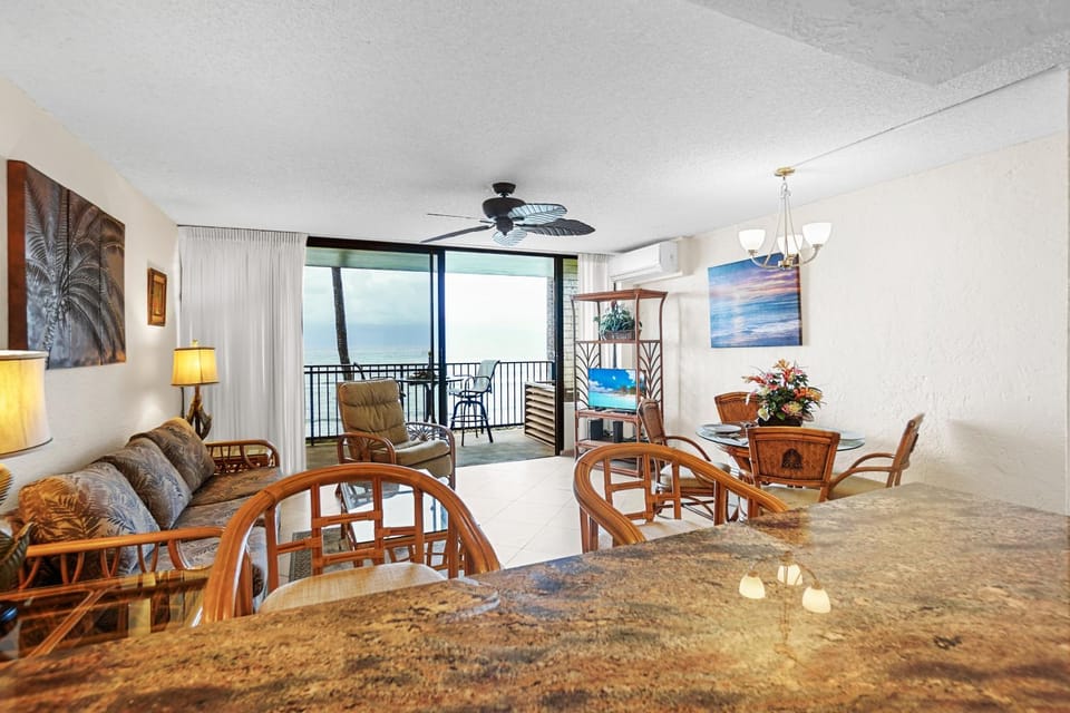 Papakea's Finest Oceanfront - #A-205 - Resort in Kaanapali
