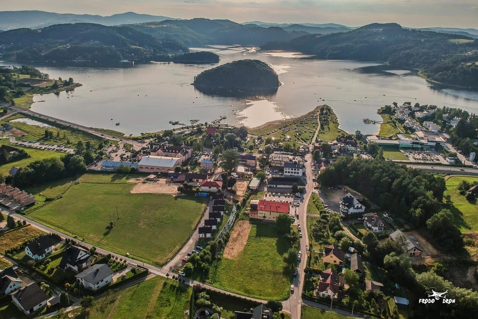 Neighbourhood, Natural landscape, Lake view, Mountain view