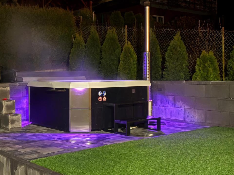 Hot Tub