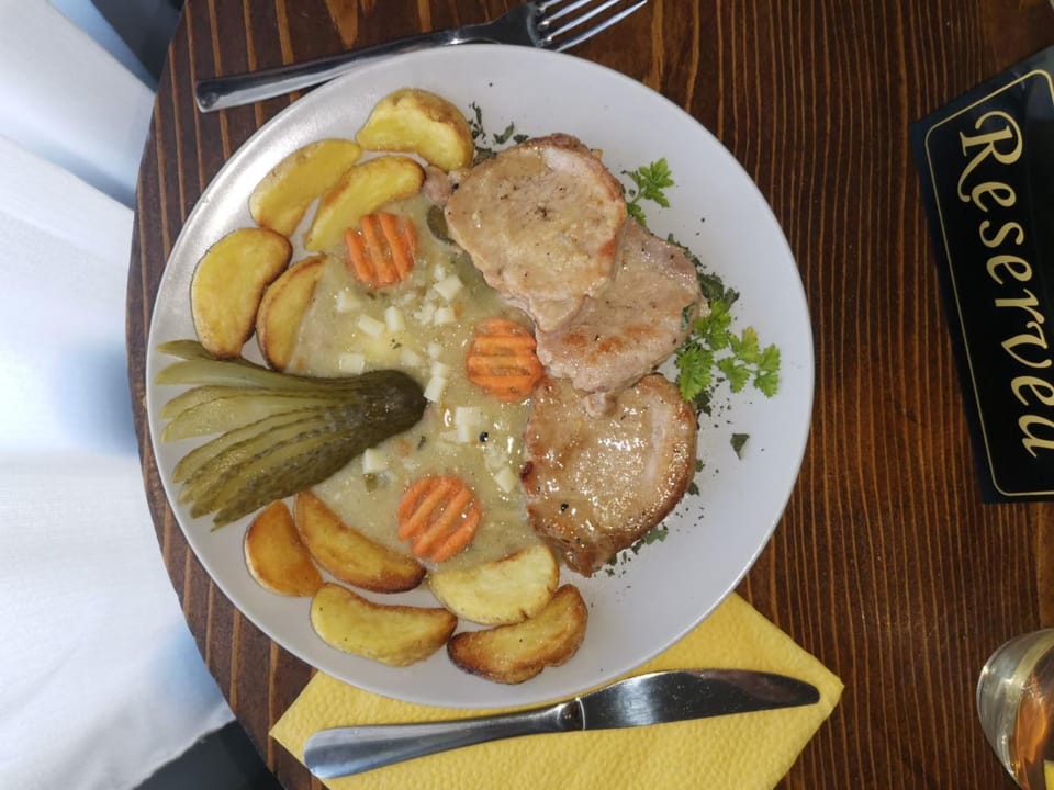 KUĆA MELEM seosko turističko domaćinstvo Apartment in Vojvodina