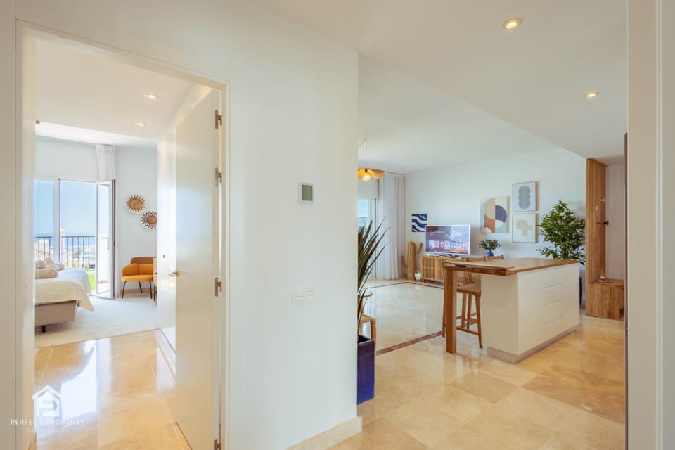 Living room, Dining area, Bedroom