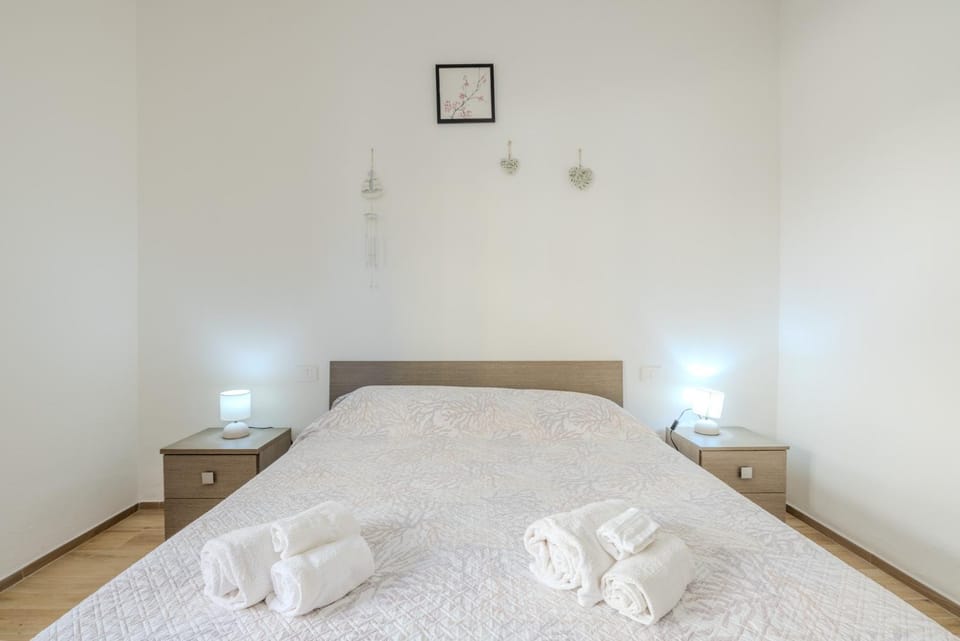 5 MINUTES FROM THE SEAFRONT -Apartment & garden Apartment in Olbia
